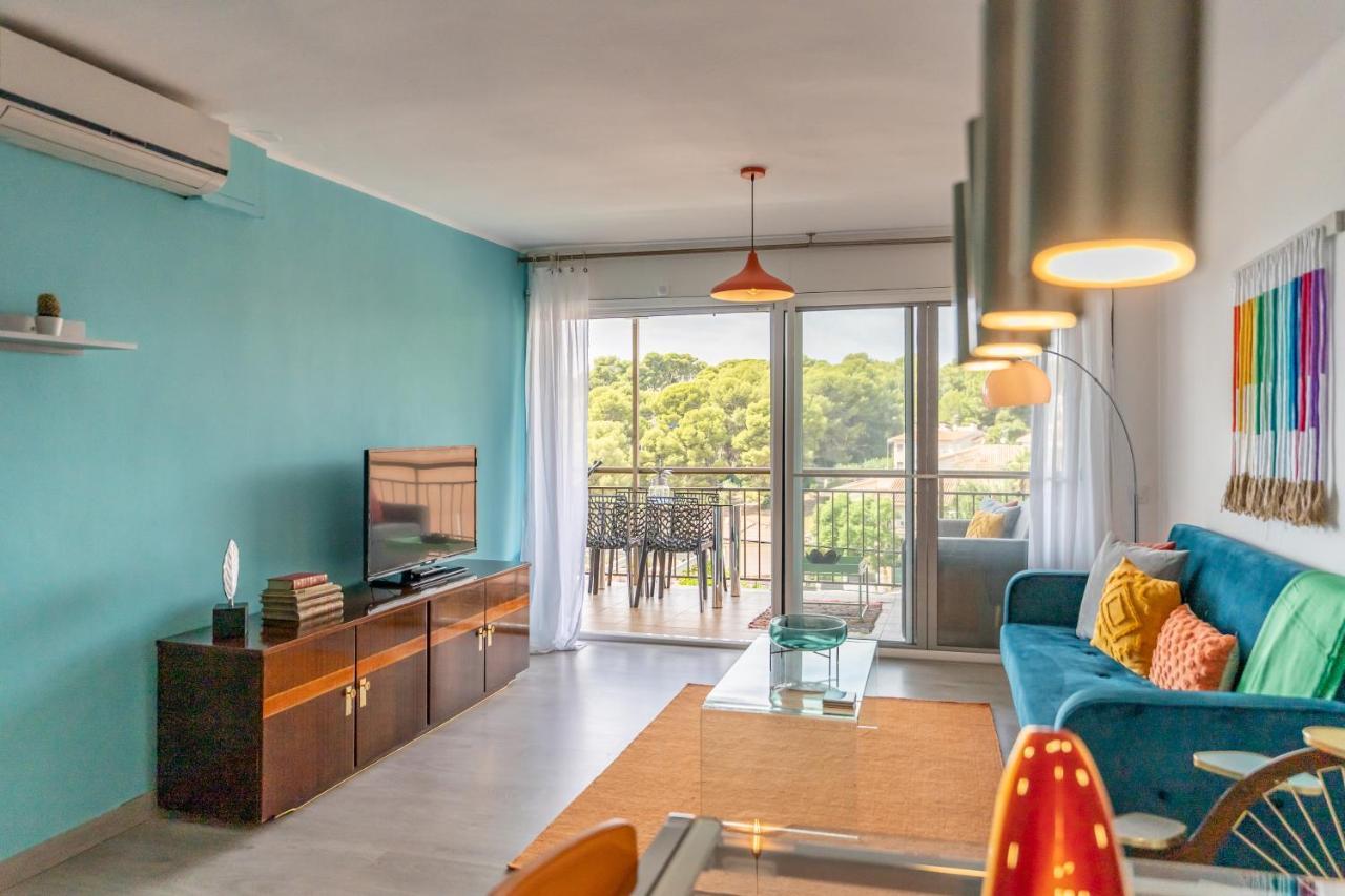 Beach Front Retro Hideaway In Salou Exterior foto